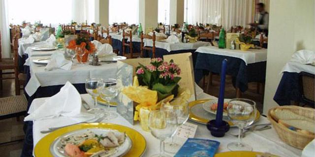 Hotel Rex Lido Di Savio Bagian luar foto